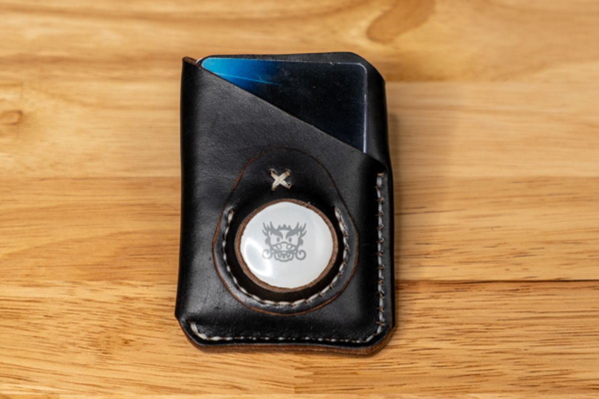 Photo by sawdustandstitch on October 3, 2025 of the Self-Made Wallet in Horween Chromexcel Black Milled.