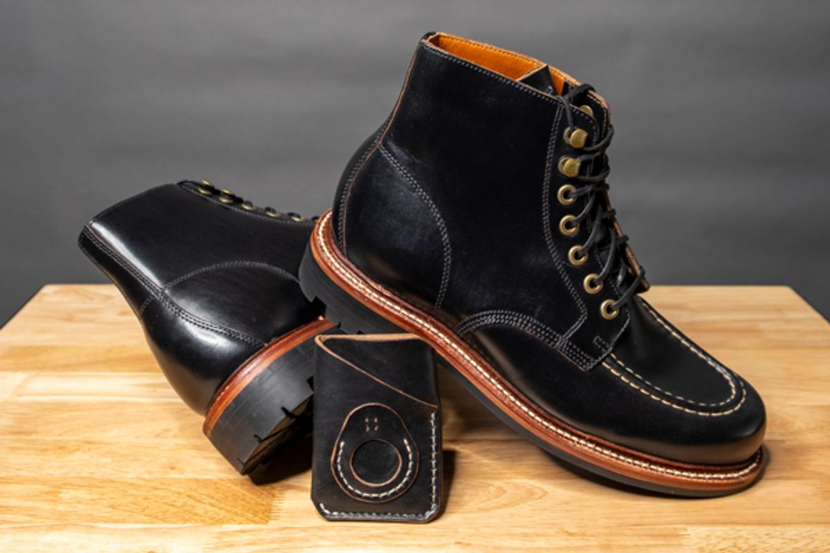 Photo by sawdustandstitch on October 3, 2025 of the Self-Made Wallet in Horween Chromexcel Black Milled.