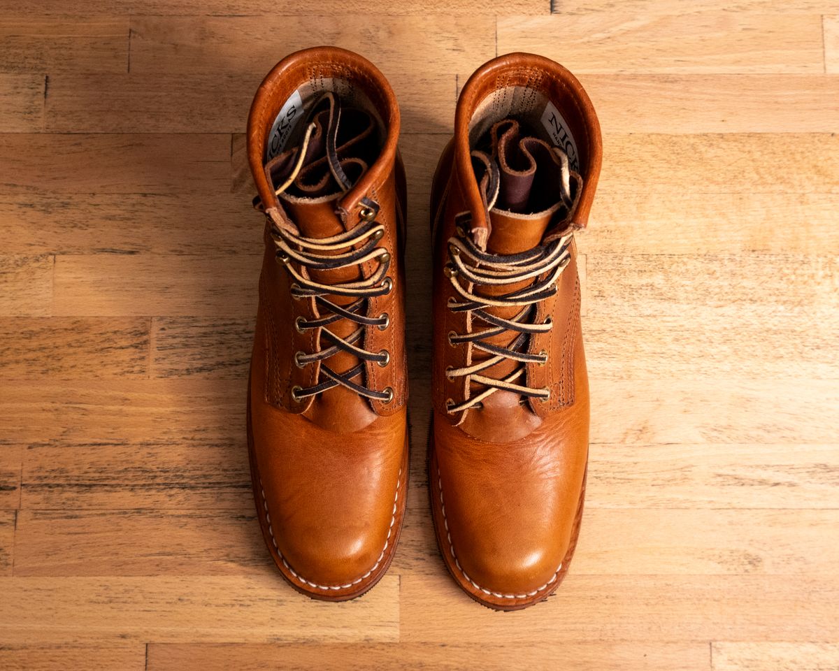 Photo by sawdustandstitch on October 1, 2023 of the Nicks Becca in Horween Natural Dublin.