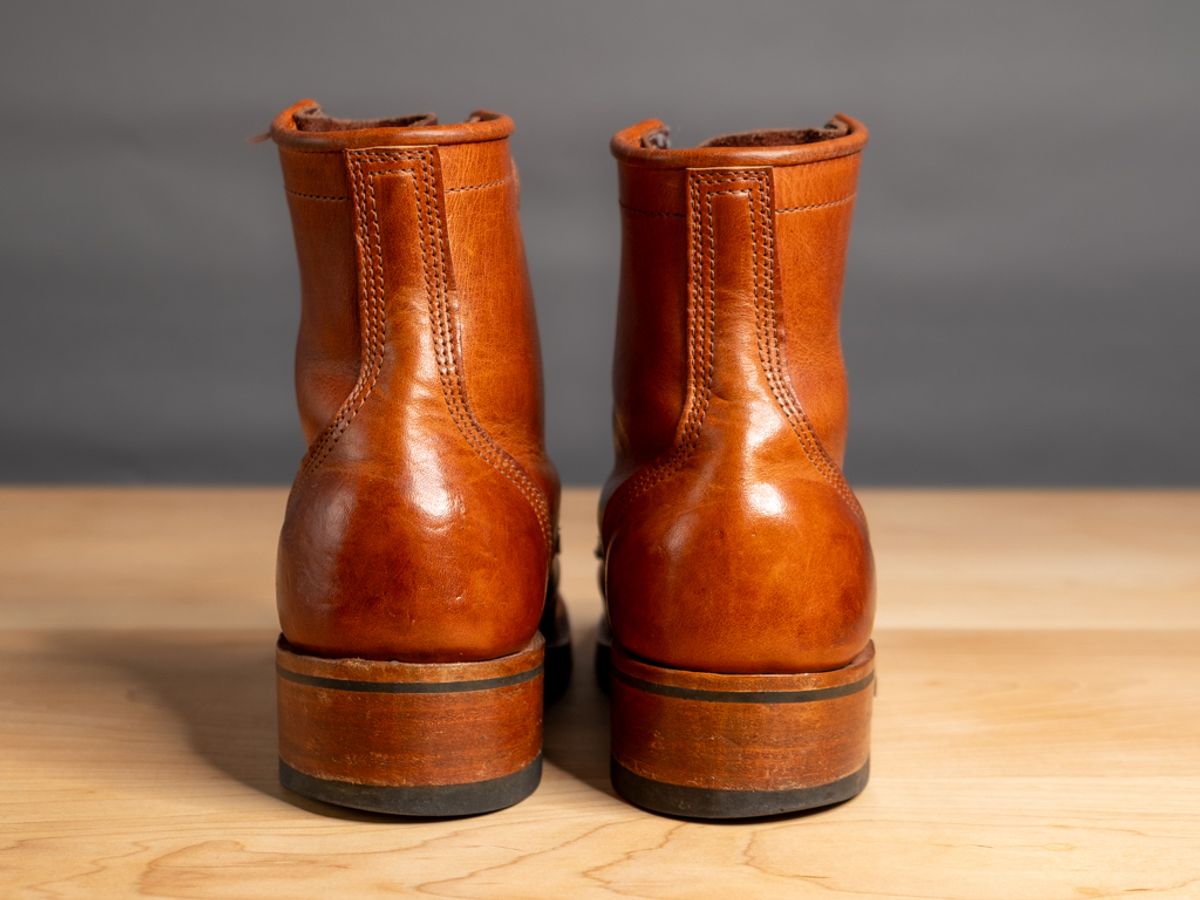 Photo by sawdustandstitch on February 5, 2024 of the Nicks Becca in Horween Natural Dublin.
