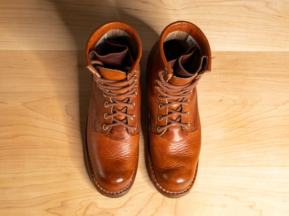 Photo by sawdustandstitch on February 5, 2024 of the Nicks Becca in Horween Natural Dublin.