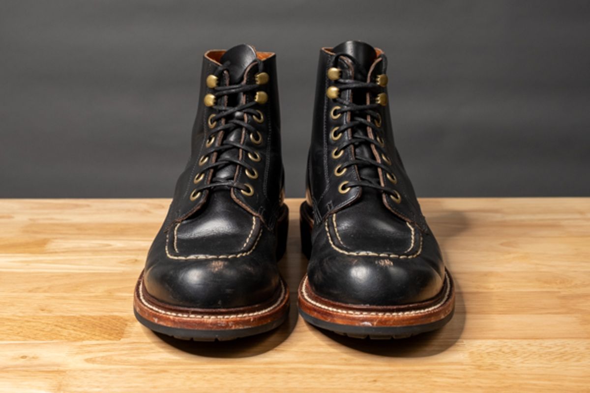 Photo by sawdustandstitch on November 6, 2025 of the Grant Stone Brass Boot in Horween Black Chromexcel.