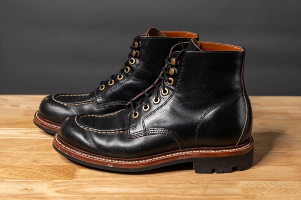 Photo by sawdustandstitch on November 6, 2025 of the Grant Stone Brass Boot in Horween Black Chromexcel.