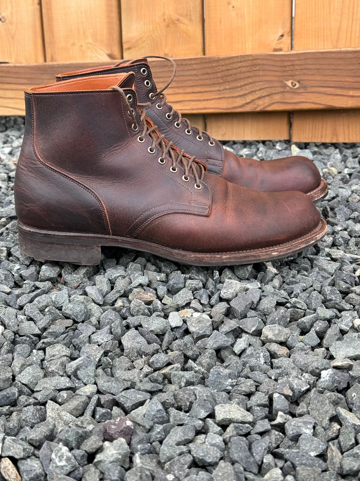 Photo by LewJay on January 1, 2024 of the Viberg Service Boot in C.F. Stead Whiskey Phoenix.