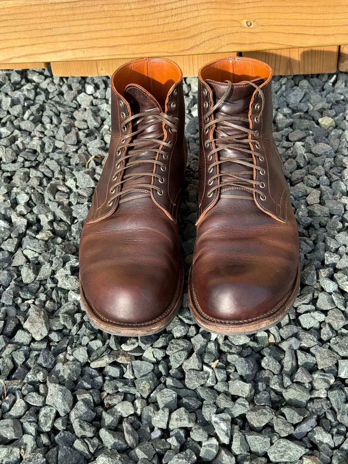 Photo by LewJay on April 1, 2024 of the Viberg Service Boot in C.F. Stead Whiskey Phoenix.