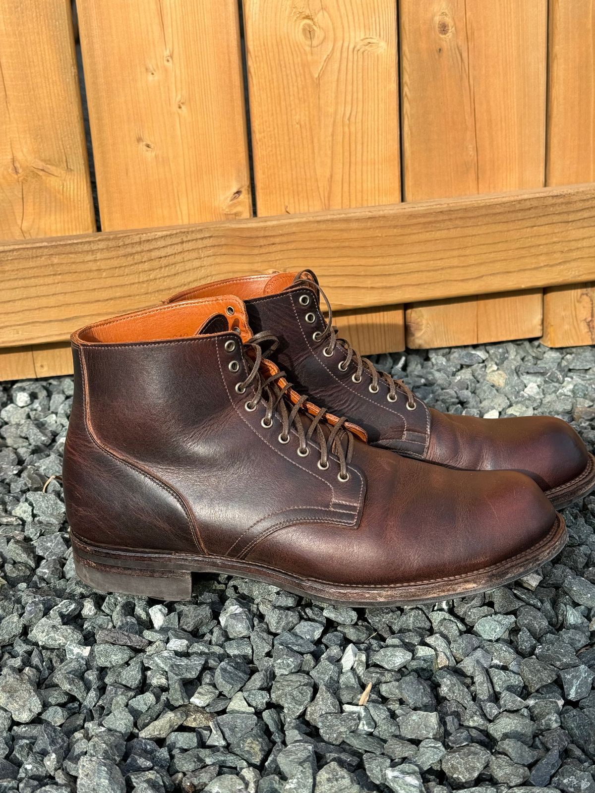 Photo by LewJay on April 1, 2024 of the Viberg Service Boot in C.F. Stead Whiskey Phoenix.