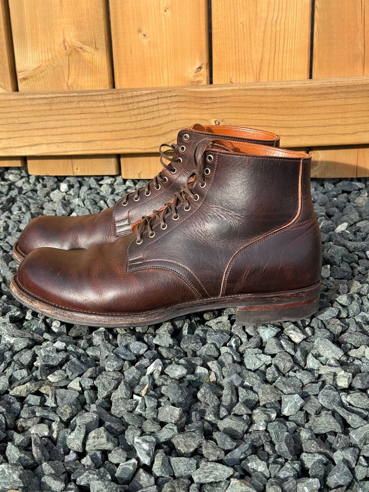 Photo by LewJay on April 1, 2024 of the Viberg Service Boot in C.F. Stead Whiskey Phoenix.