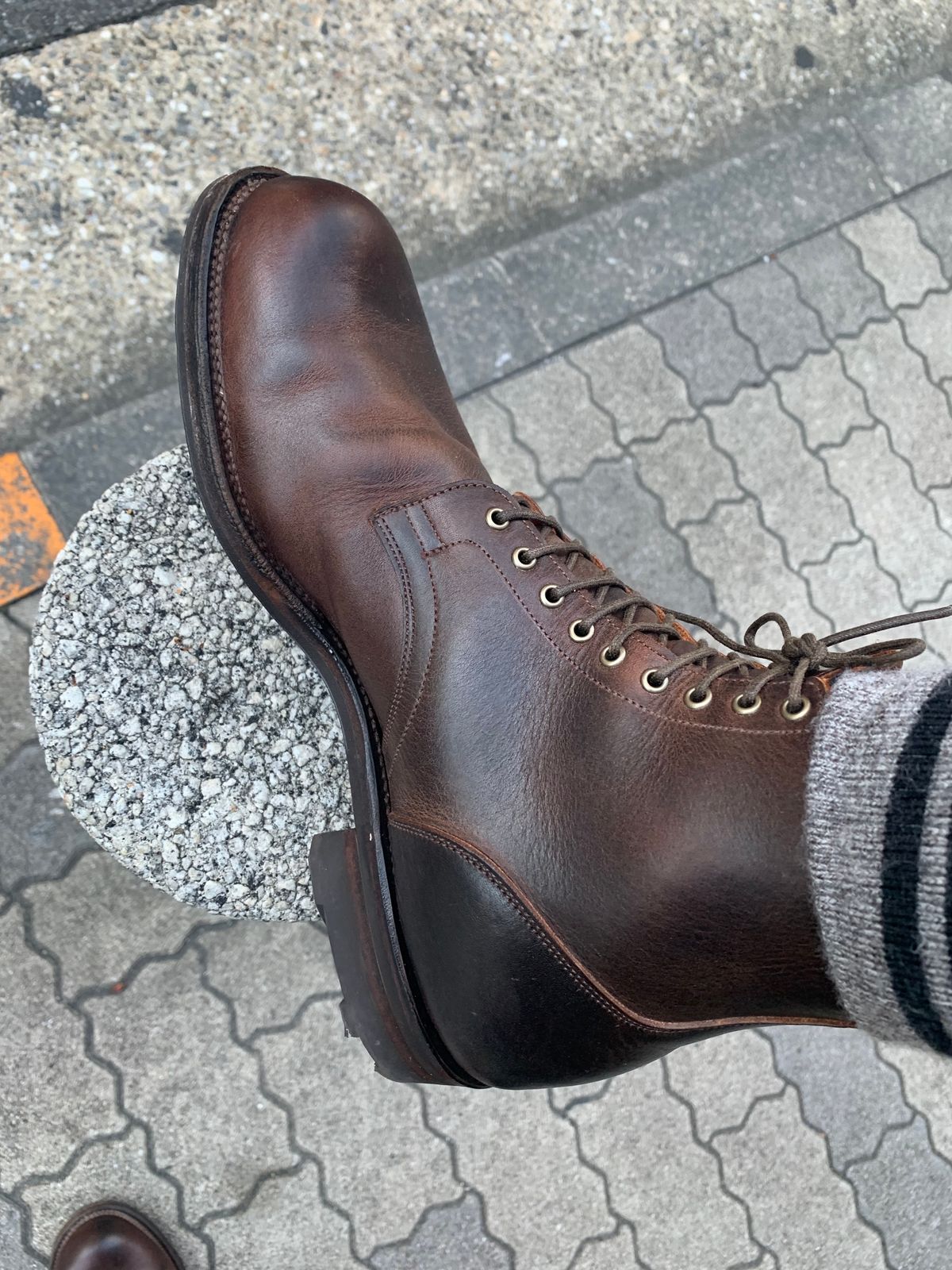 Photo by LewJay on October 16, 2023 of the Viberg Service Boot in C.F. Stead Whiskey Phoenix.