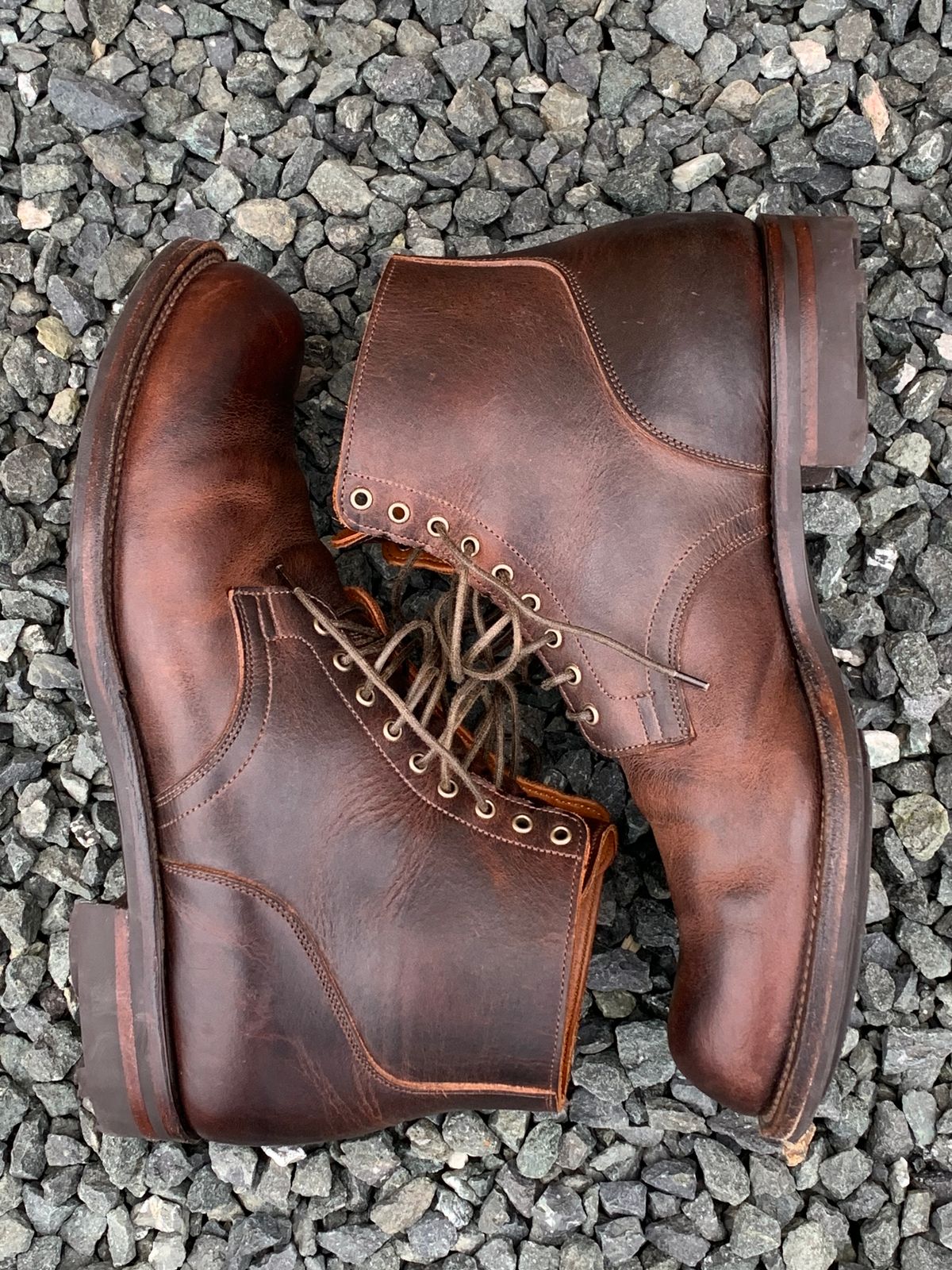 Photo by LewJay on November 3, 2023 of the Viberg Service Boot in C.F. Stead Whiskey Phoenix.