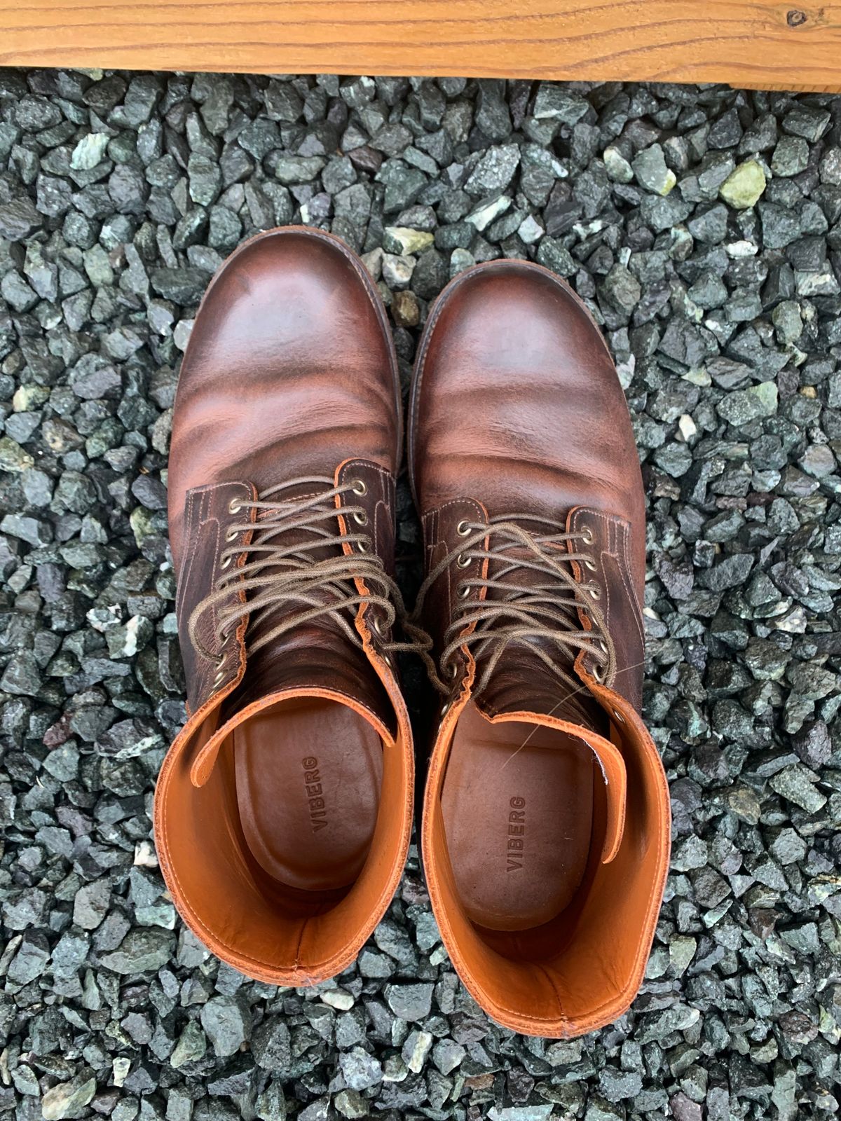 Photo by LewJay on November 3, 2023 of the Viberg Service Boot in C.F. Stead Whiskey Phoenix.
