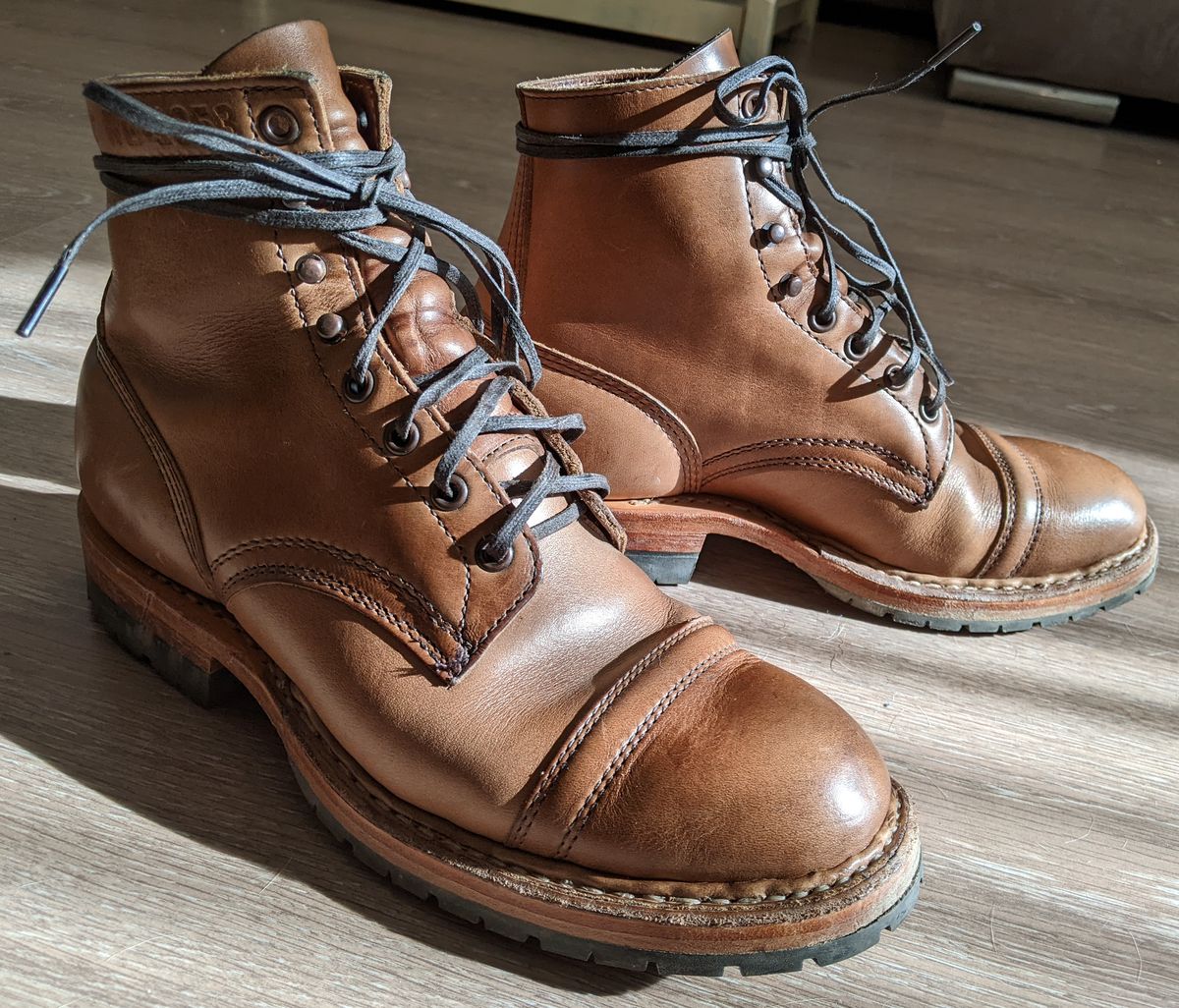 Photo by perfectpatina on October 17, 2022 of the White's MP-Sherman Toe Cap in Horween Natural Chromexcel.