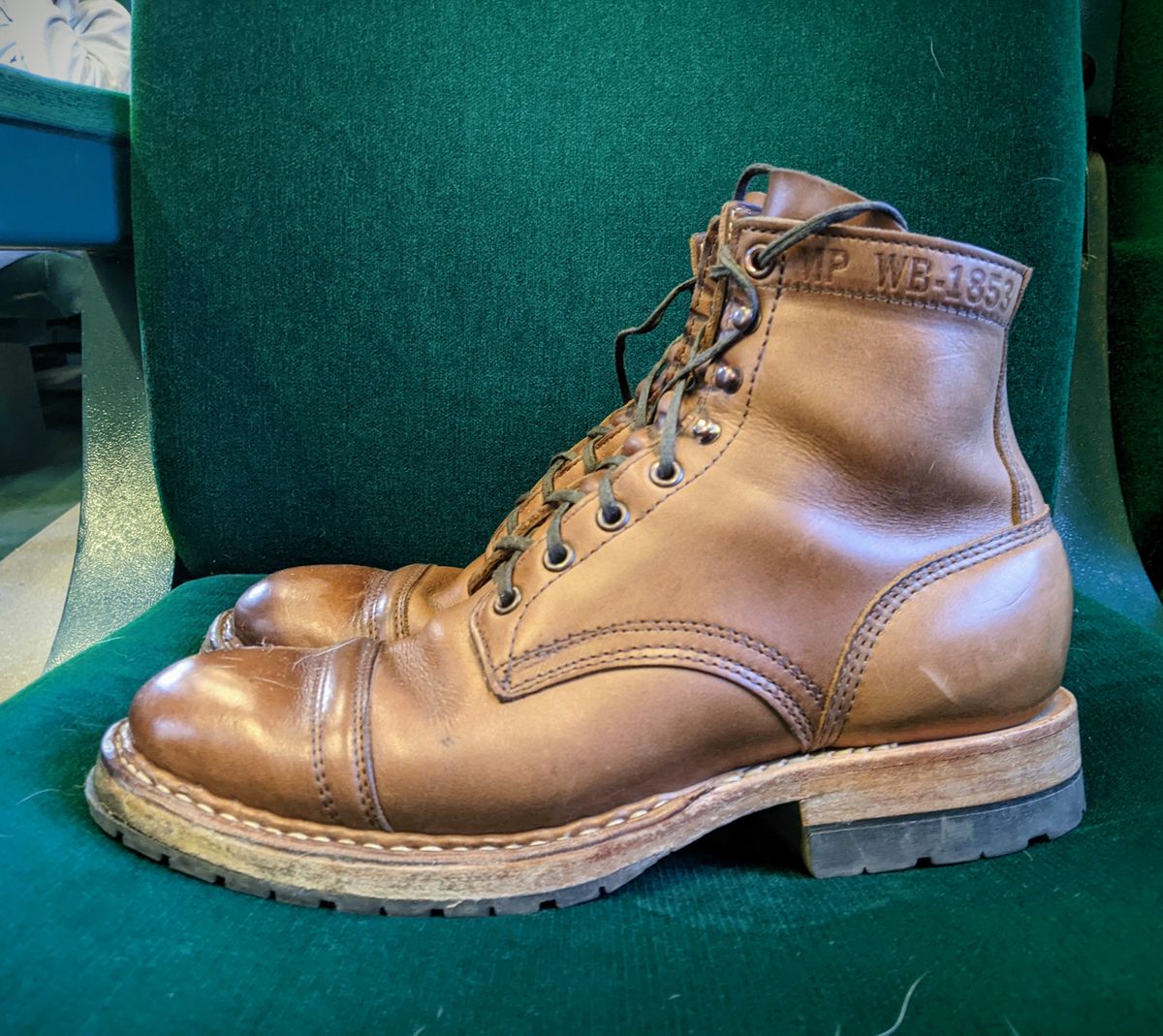 Photo by perfectpatina on January 5, 2023 of the White's MP-Sherman Toe Cap in Horween Natural Chromexcel.