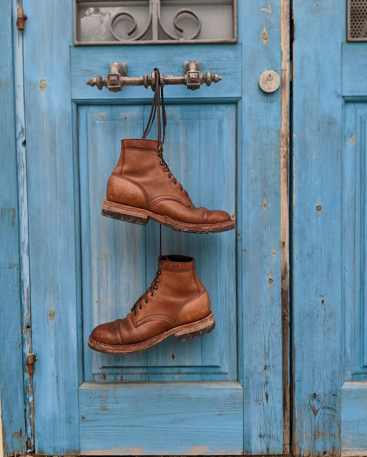 Photo by perfectpatina on February 5, 2023 of the White's MP-Sherman Toe Cap in Horween Natural Chromexcel.