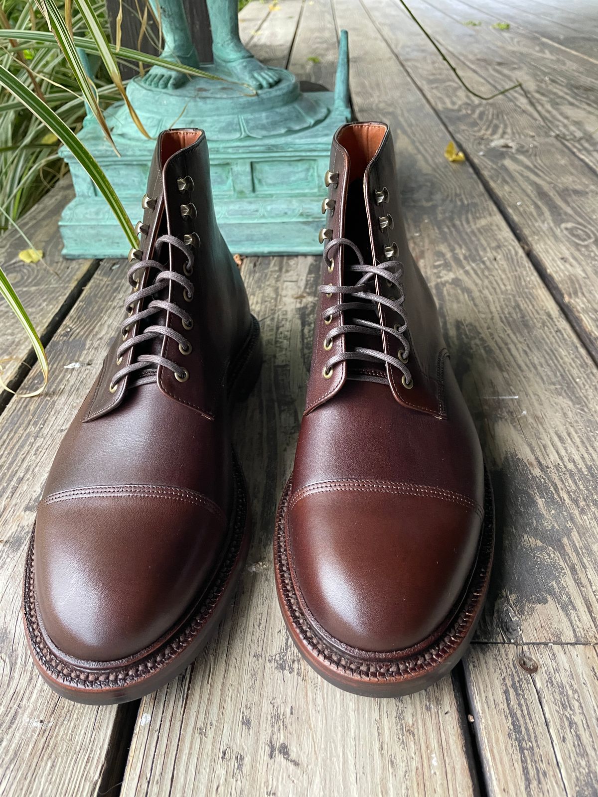Photo by maturin on October 1, 2022 of the Grant Stone Cap Toe Boot in D'Annonay Choco Rusticalf.