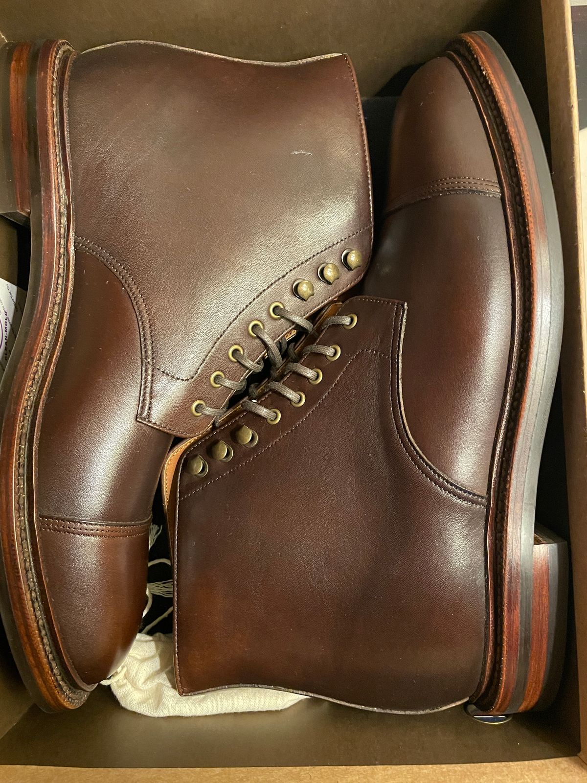 Photo by maturin on October 1, 2022 of the Grant Stone Cap Toe Boot in D'Annonay Choco Rusticalf.