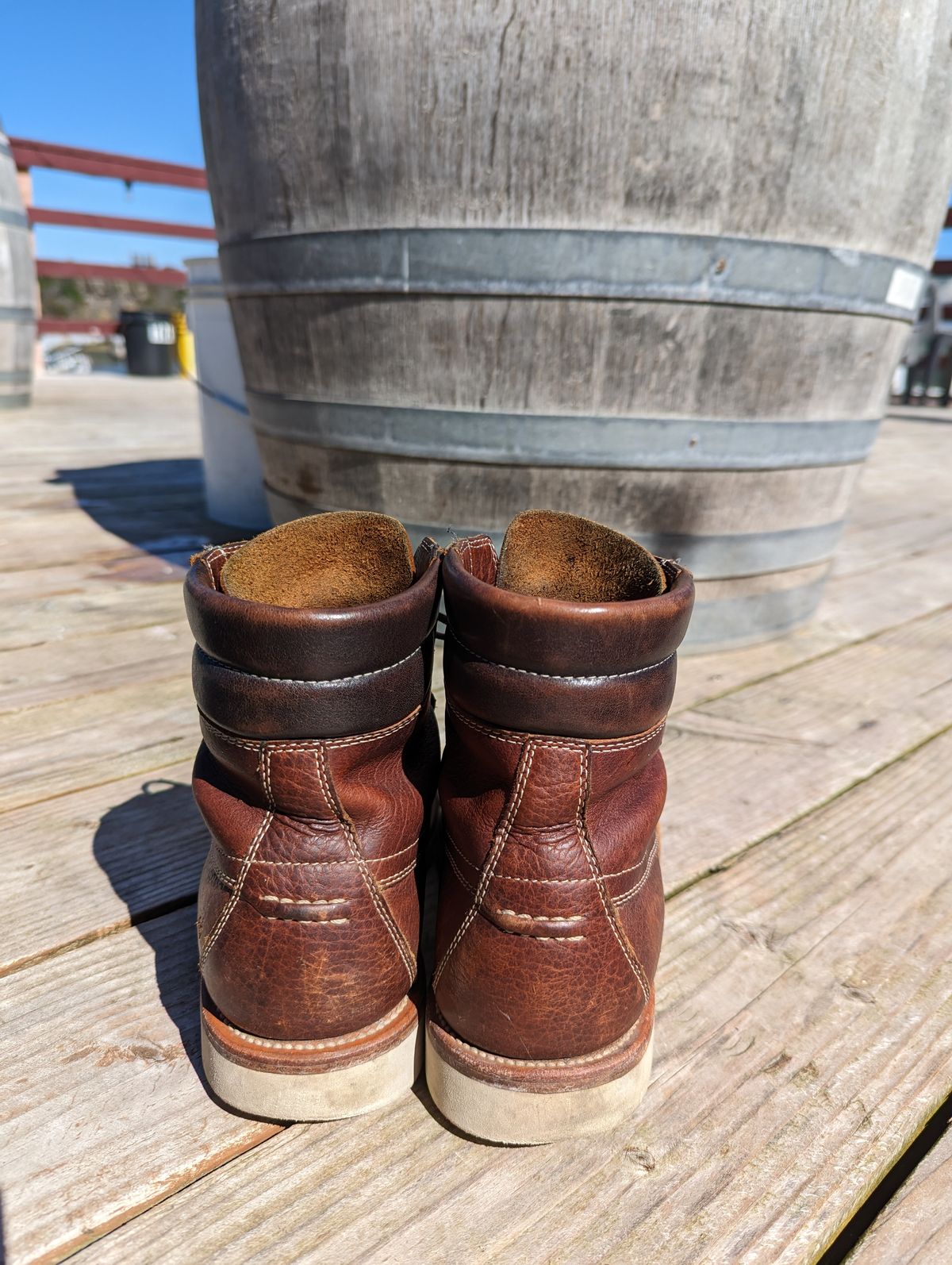 Photo by TiffTV on April 1, 2023 of the Grant Stone Field Boot in Seidel Walnut Bison.