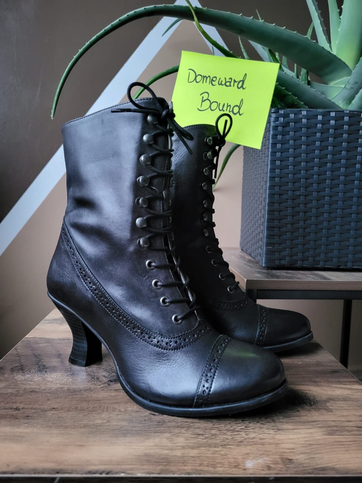 Photo by init on October 1, 2023 of the Stockerpoint Stiefel 4490 Handmade in Unknown Leather.
