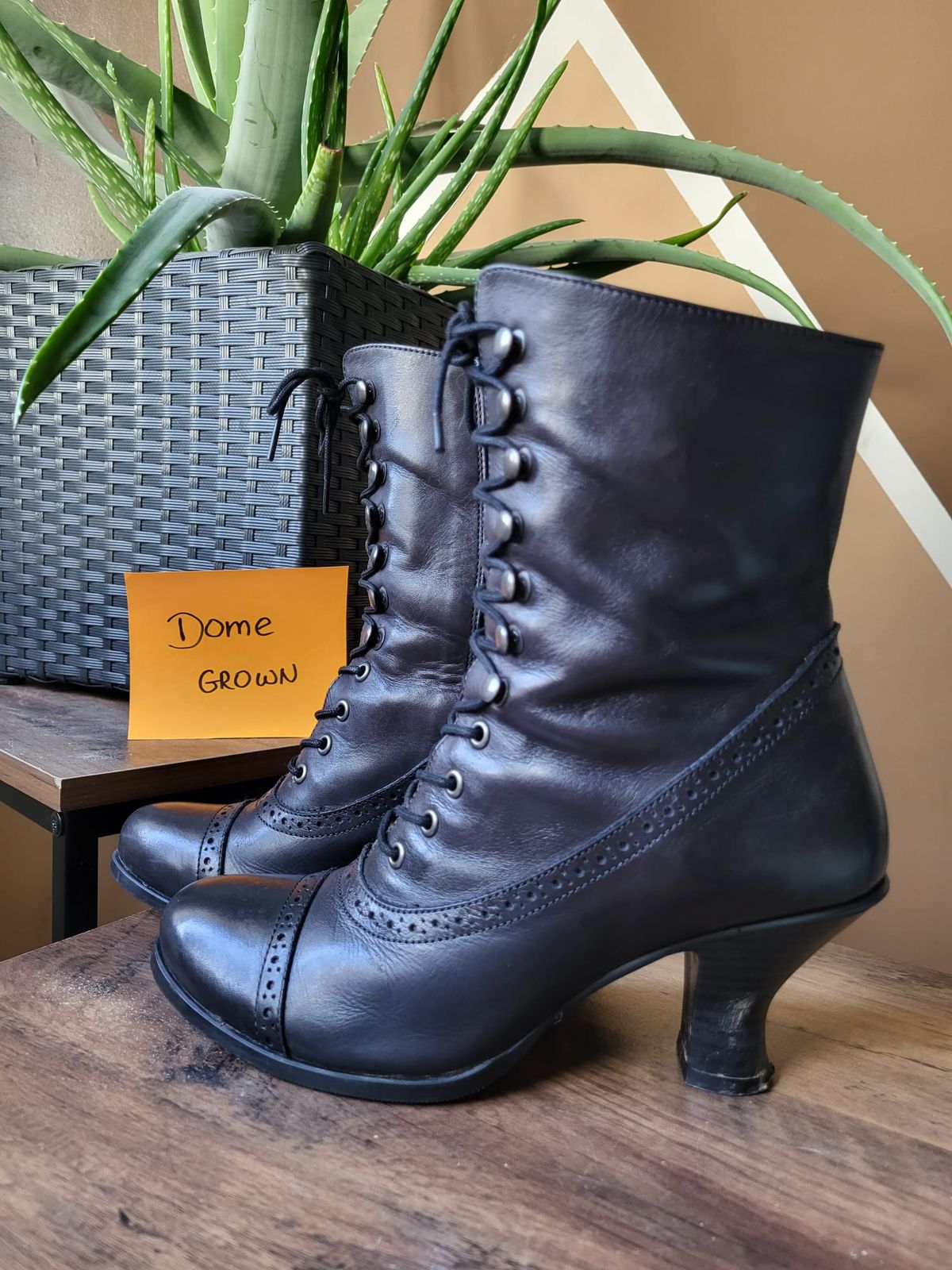 Photo by init on November 5, 2023 of the Stockerpoint Stiefel 4490 Handmade in Unknown Leather.