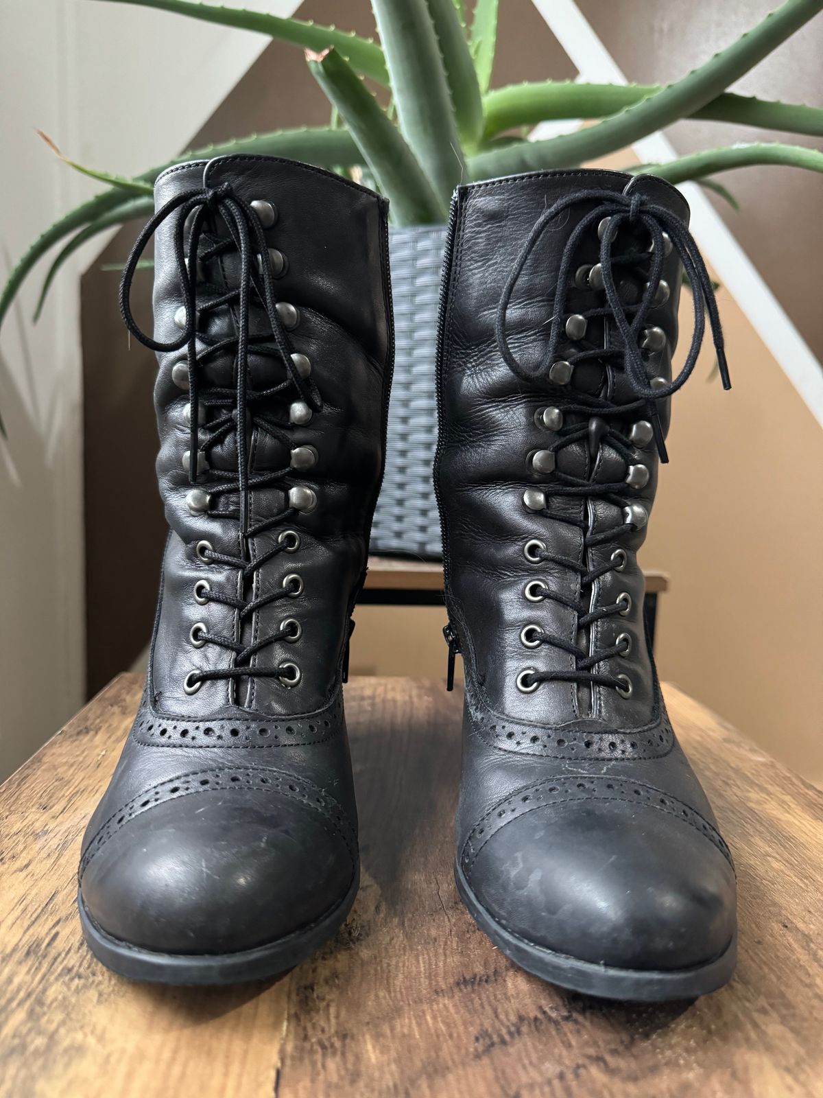 Photo by init on January 4, 2024 of the Stockerpoint Stiefel 4490 Handmade in Unknown Leather.