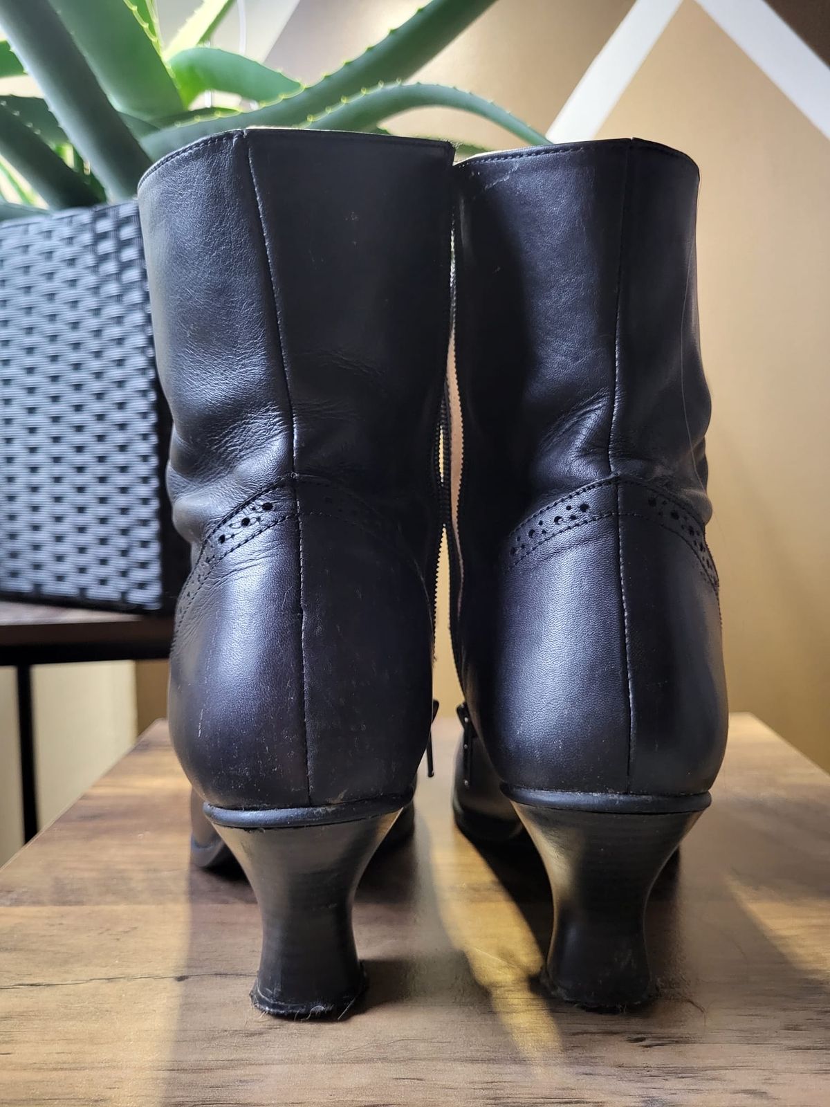 Photo by init on February 4, 2024 of the Stockerpoint Stiefel 4490 Handmade in Unknown Leather.