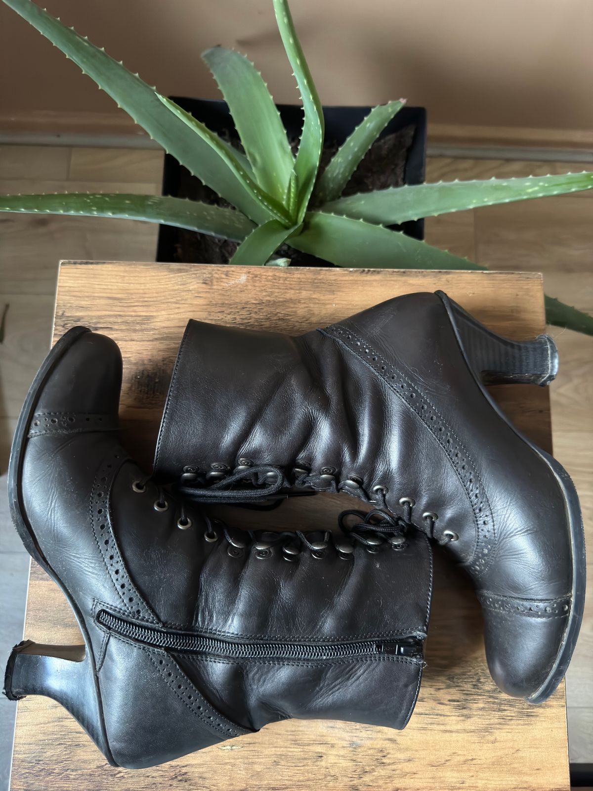 Photo by init on March 2, 2024 of the Stockerpoint Stiefel 4490 Handmade in Unknown Leather.