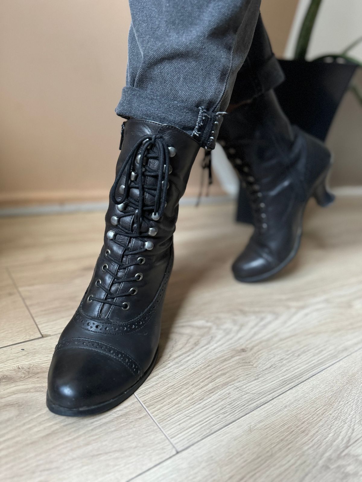 Photo by init on March 2, 2024 of the Stockerpoint Stiefel 4490 Handmade in Unknown Leather.