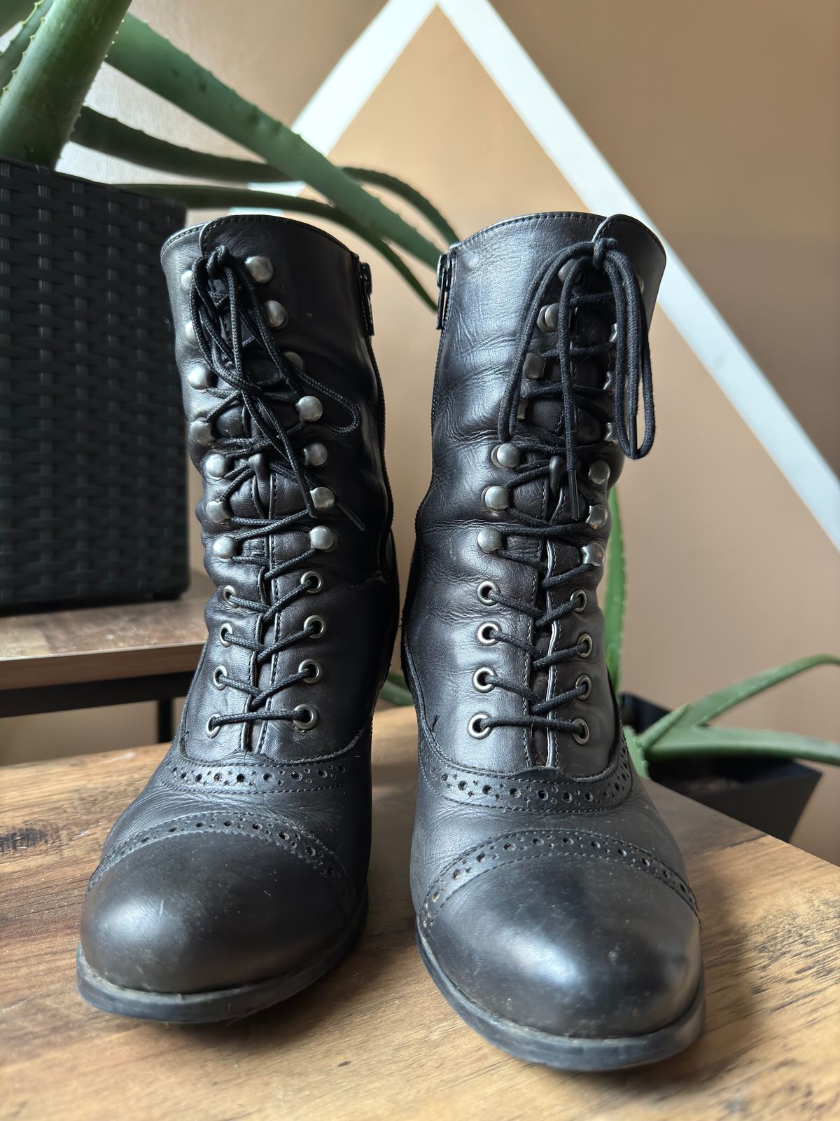 Photo by init on March 2, 2024 of the Stockerpoint Stiefel 4490 Handmade in Unknown Leather.