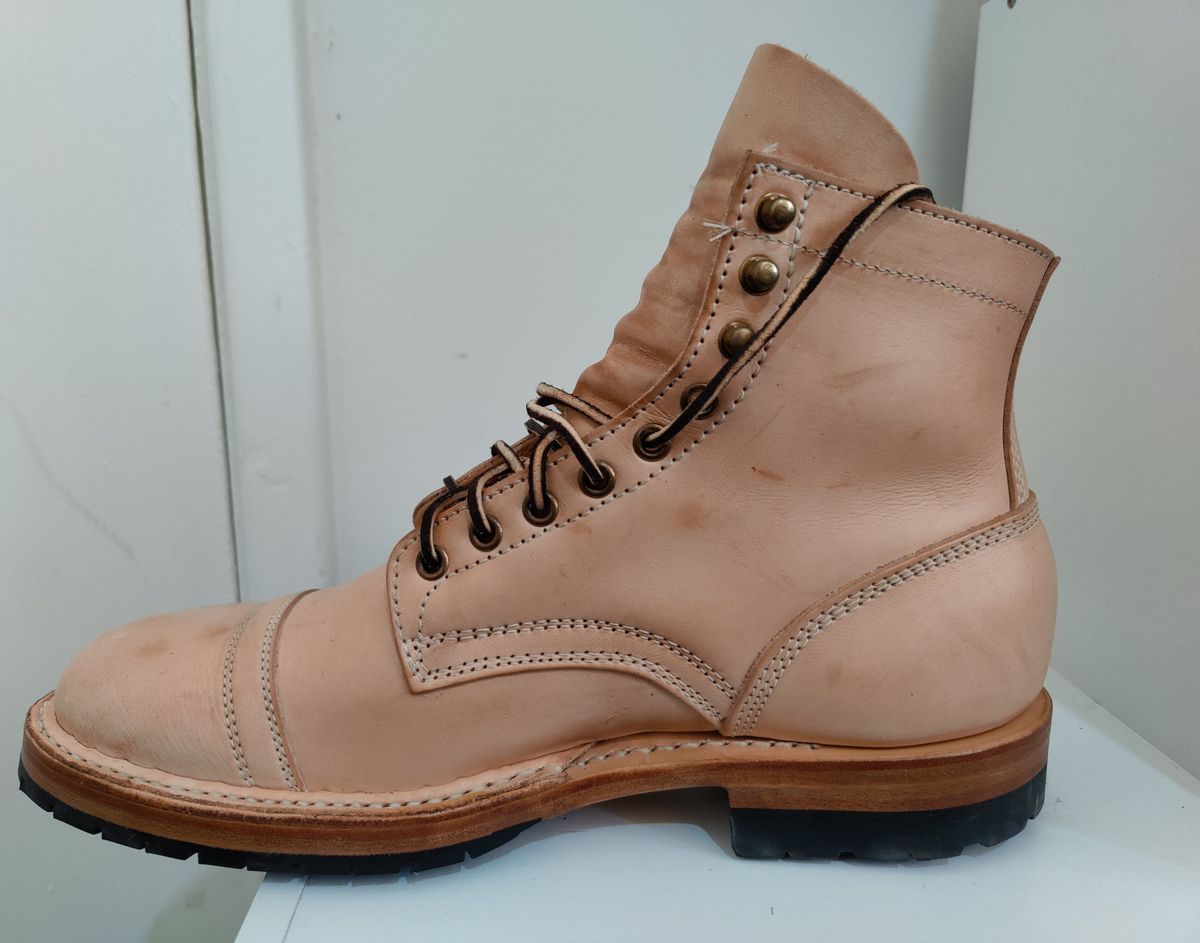 Photo by init on June 15, 2022 of the White's MP-Sherman Toe Cap in Wickett & Craig Natural Veg Tan.