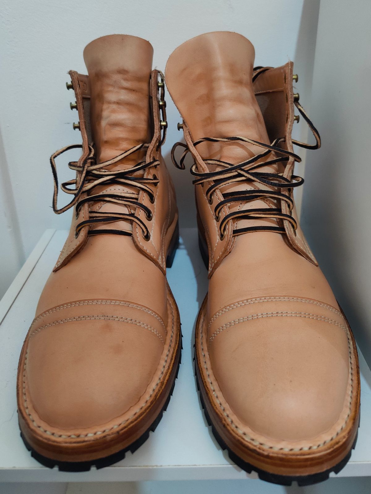 Photo by init on June 17, 2022 of the White's MP-Sherman Toe Cap in Wickett & Craig Natural Veg Tan.