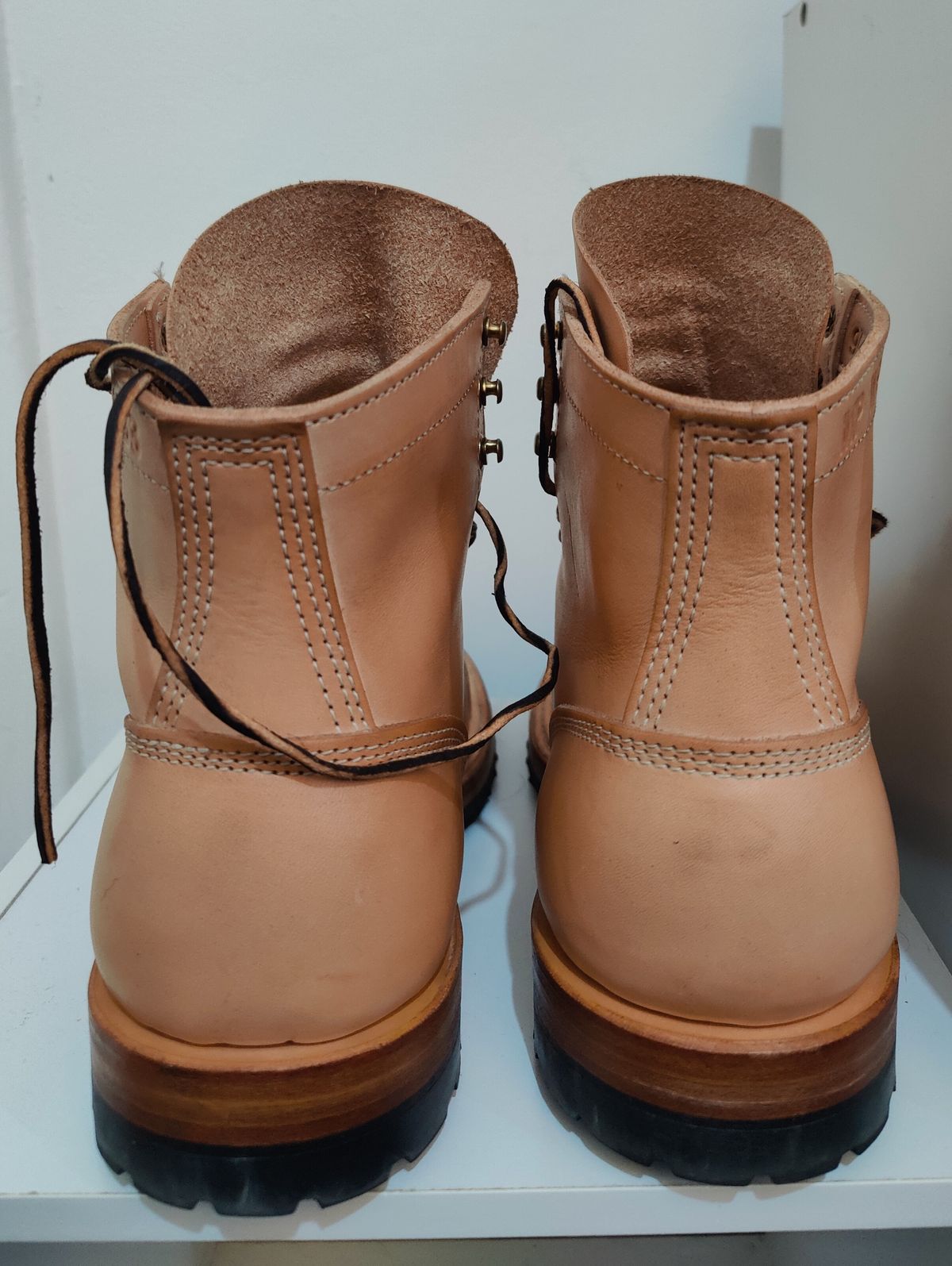 Photo by init on June 17, 2022 of the White's MP-Sherman Toe Cap in Wickett & Craig Natural Veg Tan.