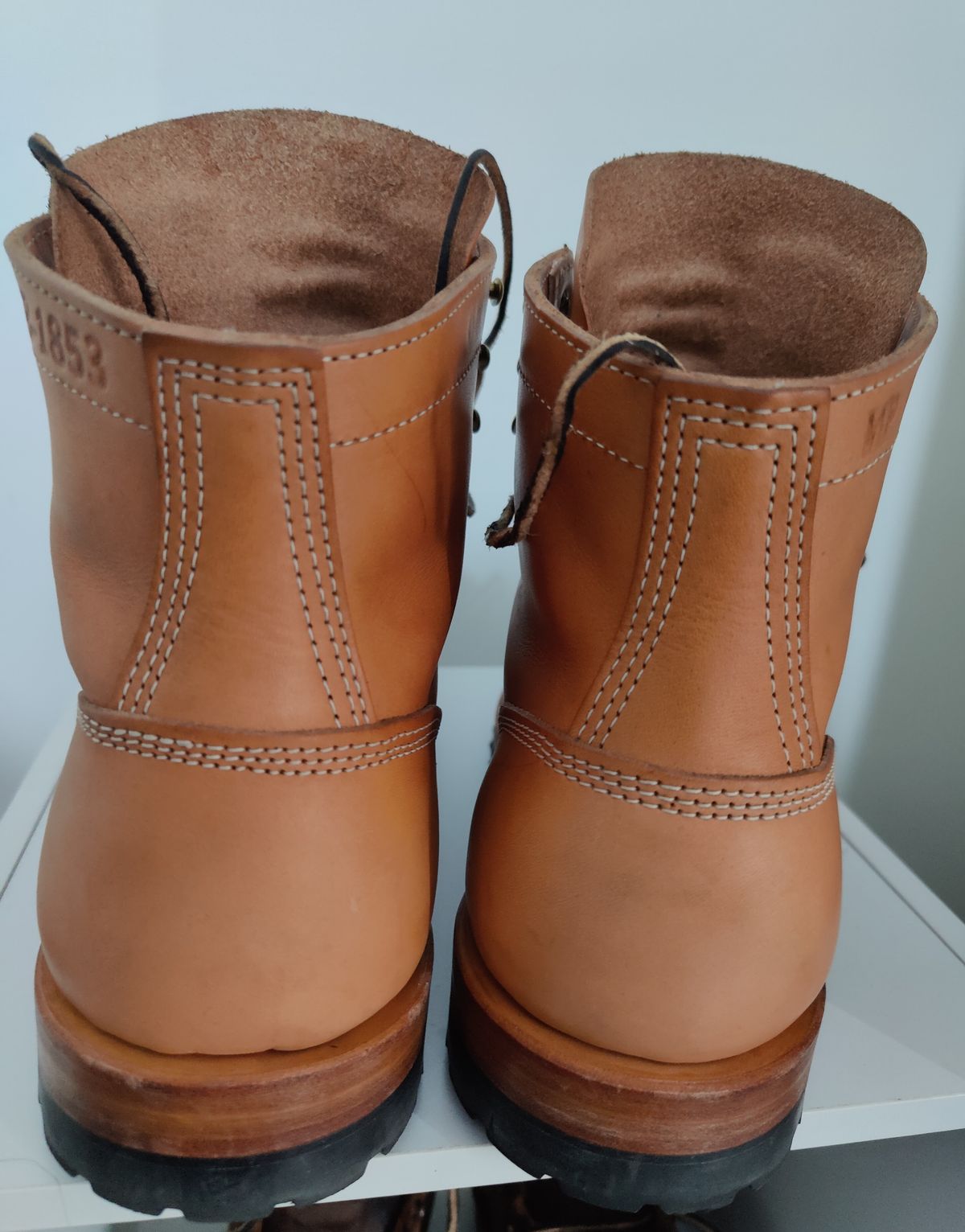 Photo by init on July 12, 2022 of the White's MP-Sherman Toe Cap in Wickett & Craig Natural Veg Tan.