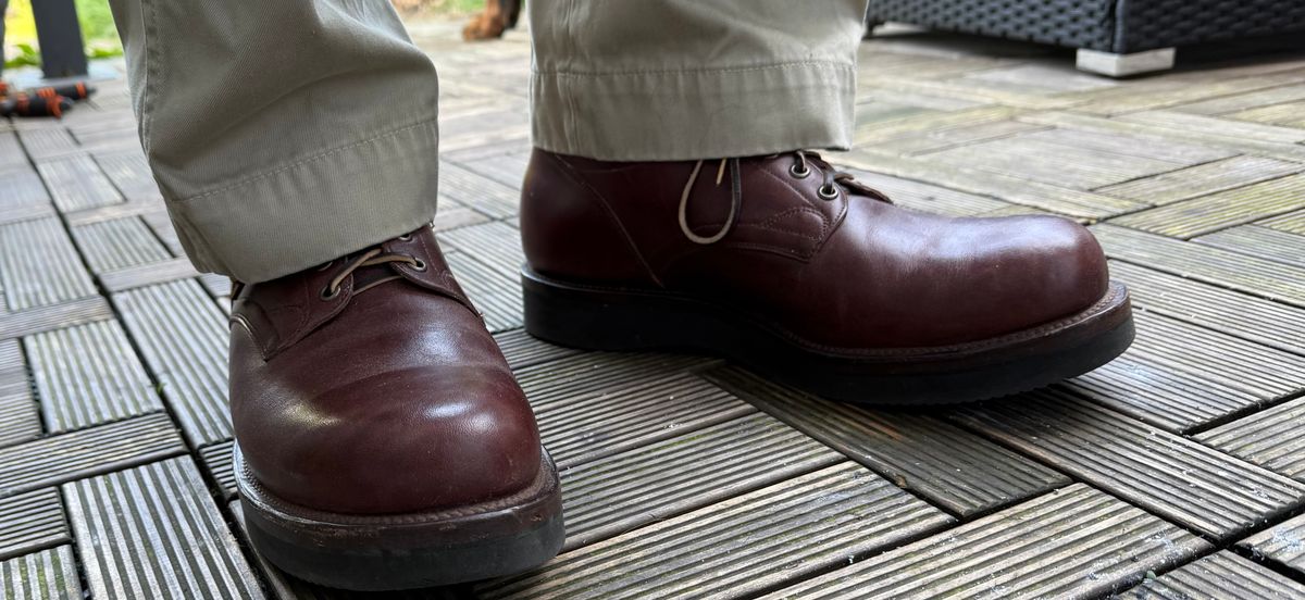 Photo by init on June 8, 2025 of the Viberg 145 Oxford in Maryam Brown Horsebutt.