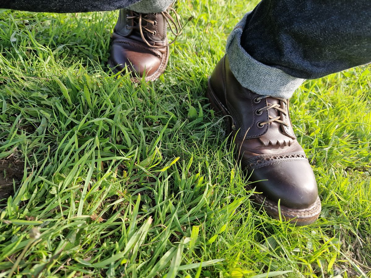 Photo by init on August 7, 2023 of the White's Bounty Hunter in Horween Brown Chromexcel Horsehide.