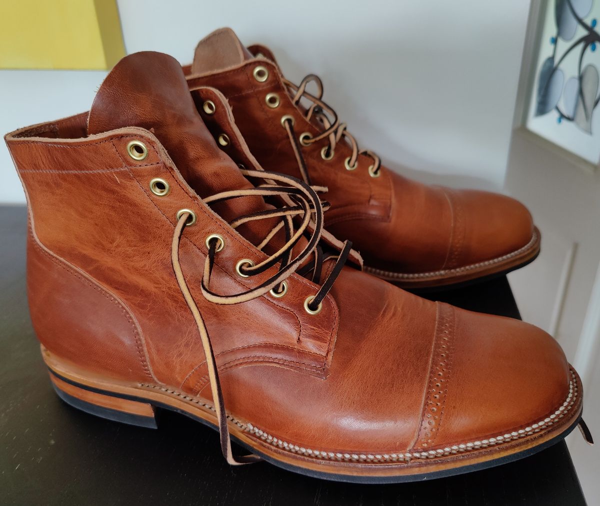 Photo by init on September 28, 2022 of the Viberg Service Boot in Horween Spice Dublin.