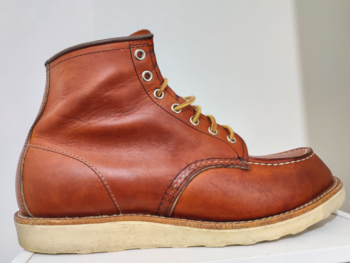 Photo by init on July 5, 2022 of the Red Wing 6-Inch Classic Moc in S.B. Foot Oro Legacy.