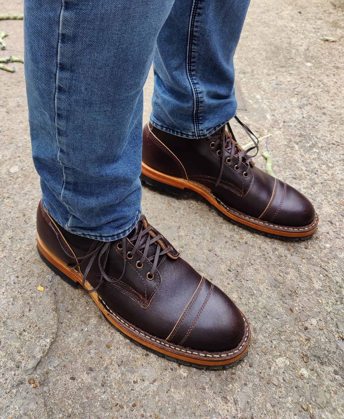 Photo by init on May 6, 2022 of the White's MP-Sherman Toe Cap in Horween Dark Brown Waxed Flesh.