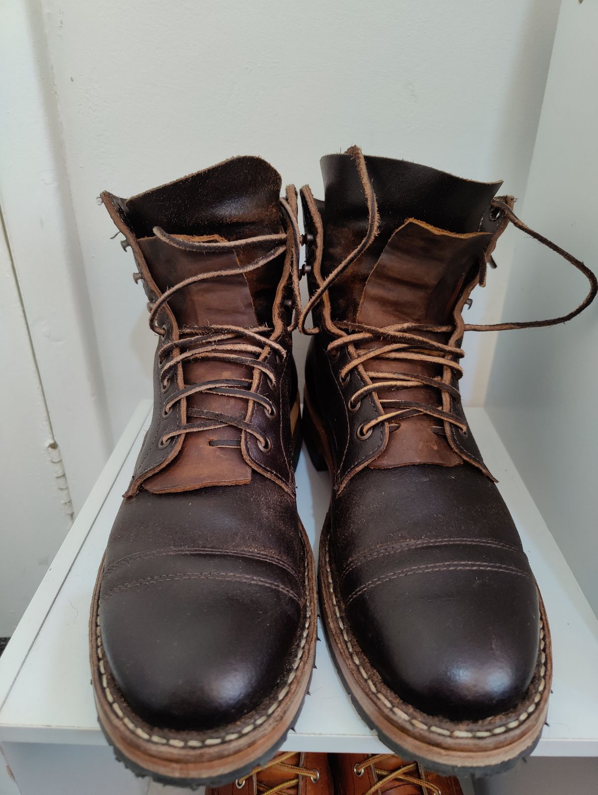 Photo by init on June 15, 2022 of the White's MP-Sherman Toe Cap in Horween Dark Brown Waxed Flesh.