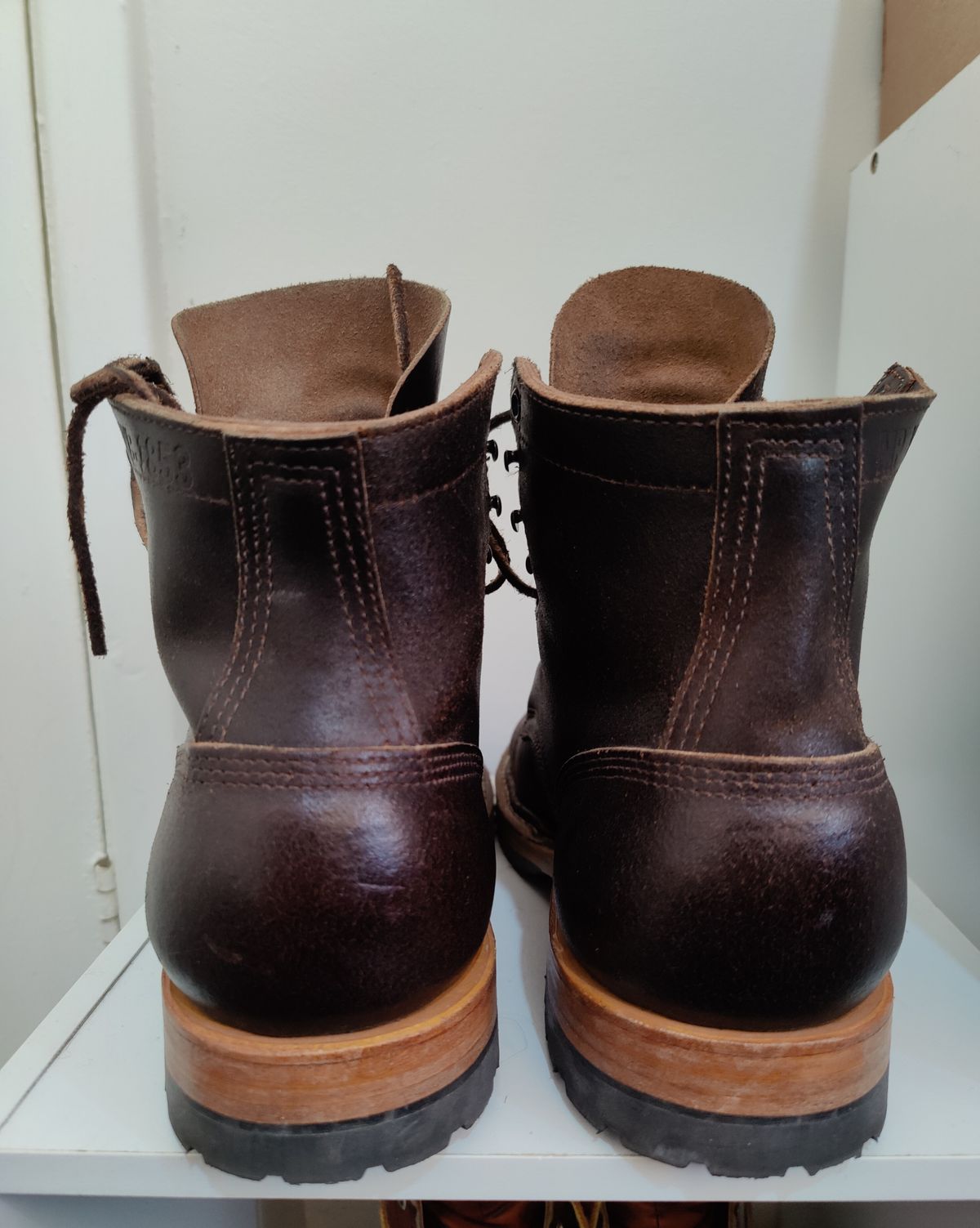 Photo by init on June 15, 2022 of the White's MP-Sherman Toe Cap in Horween Dark Brown Waxed Flesh.