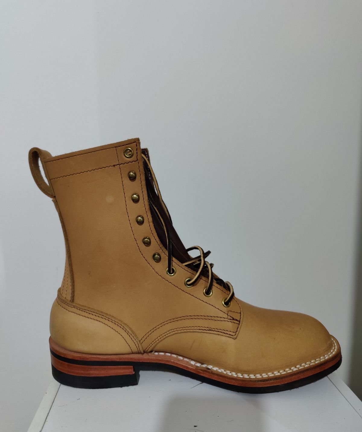 Photo by init on September 1, 2022 of the Nicks Ranger in Seidel 1964 Brown.