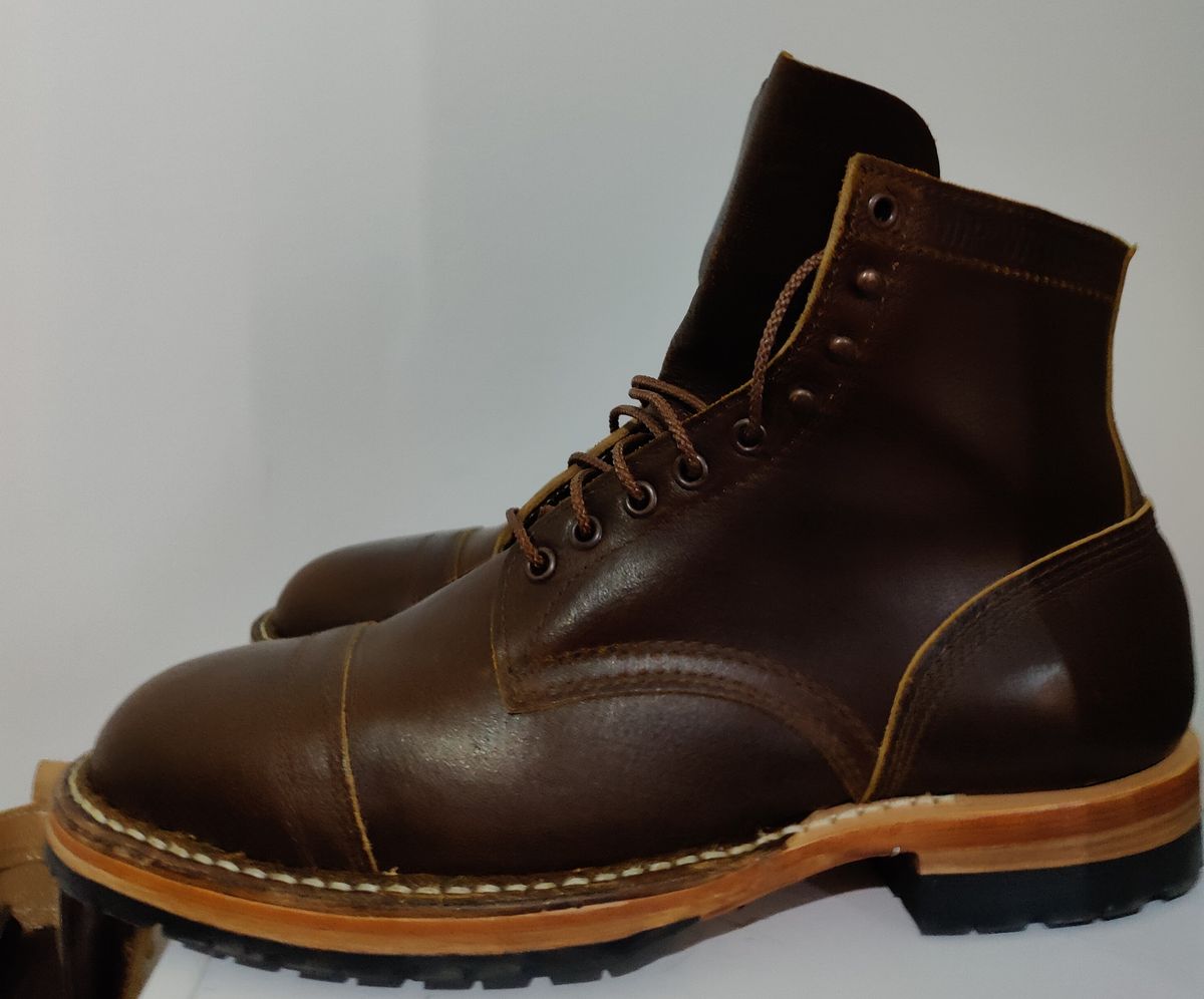 Photo by init on September 1, 2022 of the White's MP-Sherman Toe Cap in Horween Cinnamon Waxed Flesh.