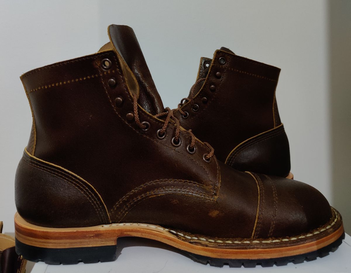 Photo by init on September 1, 2022 of the White's MP-Sherman Toe Cap in Horween Cinnamon Waxed Flesh.
