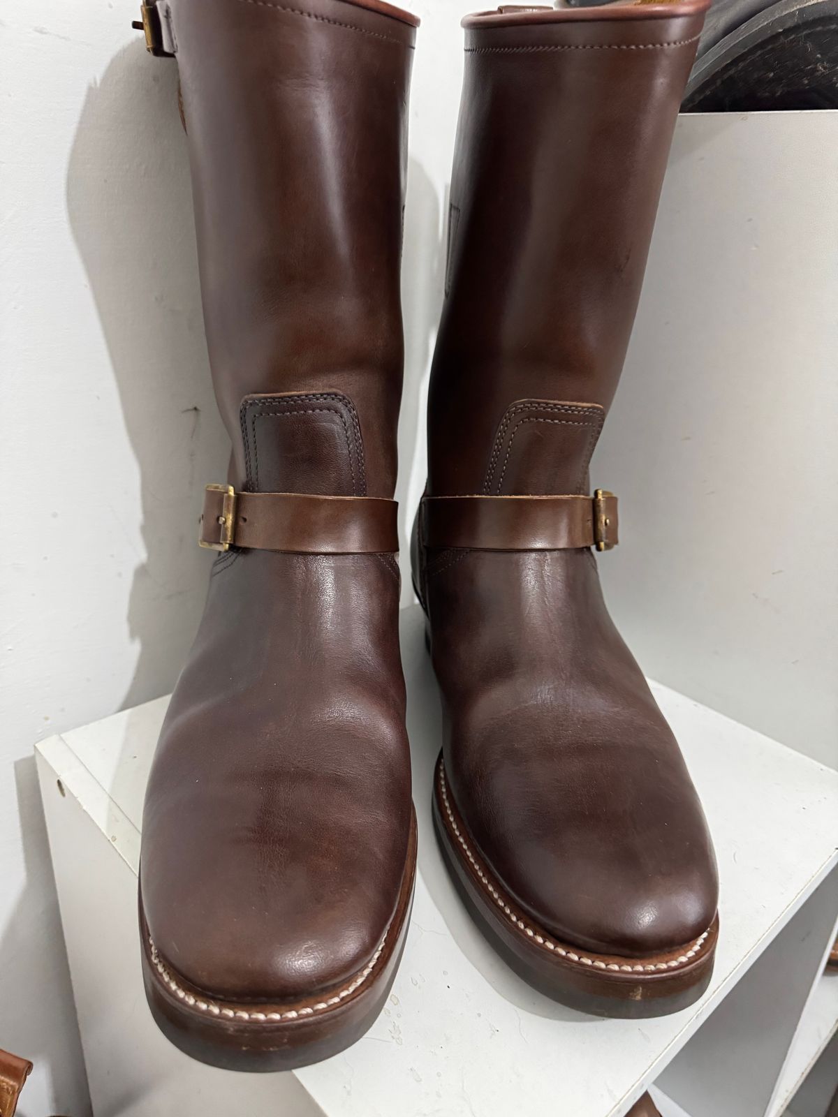 Photo by init on January 9, 2025 of the Clinch Engineer Boots 11-Inch Height in Brown-Overdyed Horsebutt.