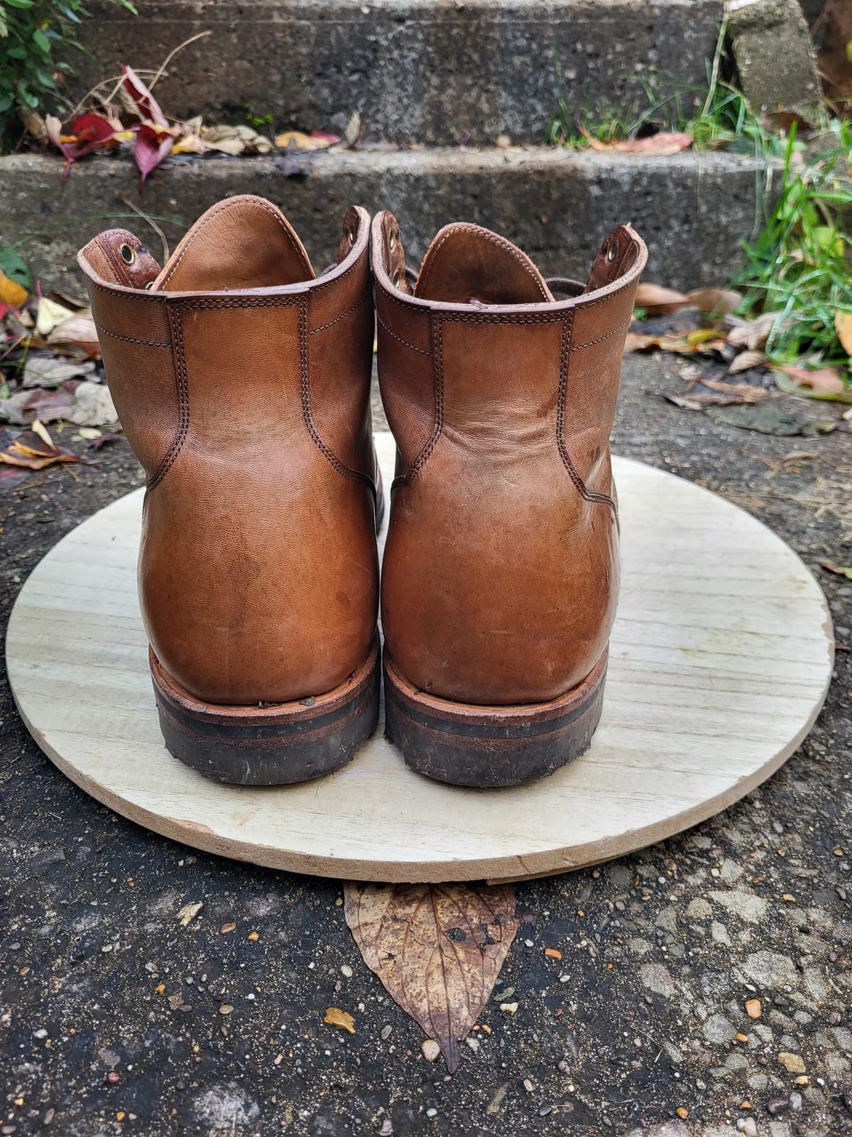 Photo by init on December 3, 2022 of the Viberg Service Boot in Maryam Toscanello Horsebutt.