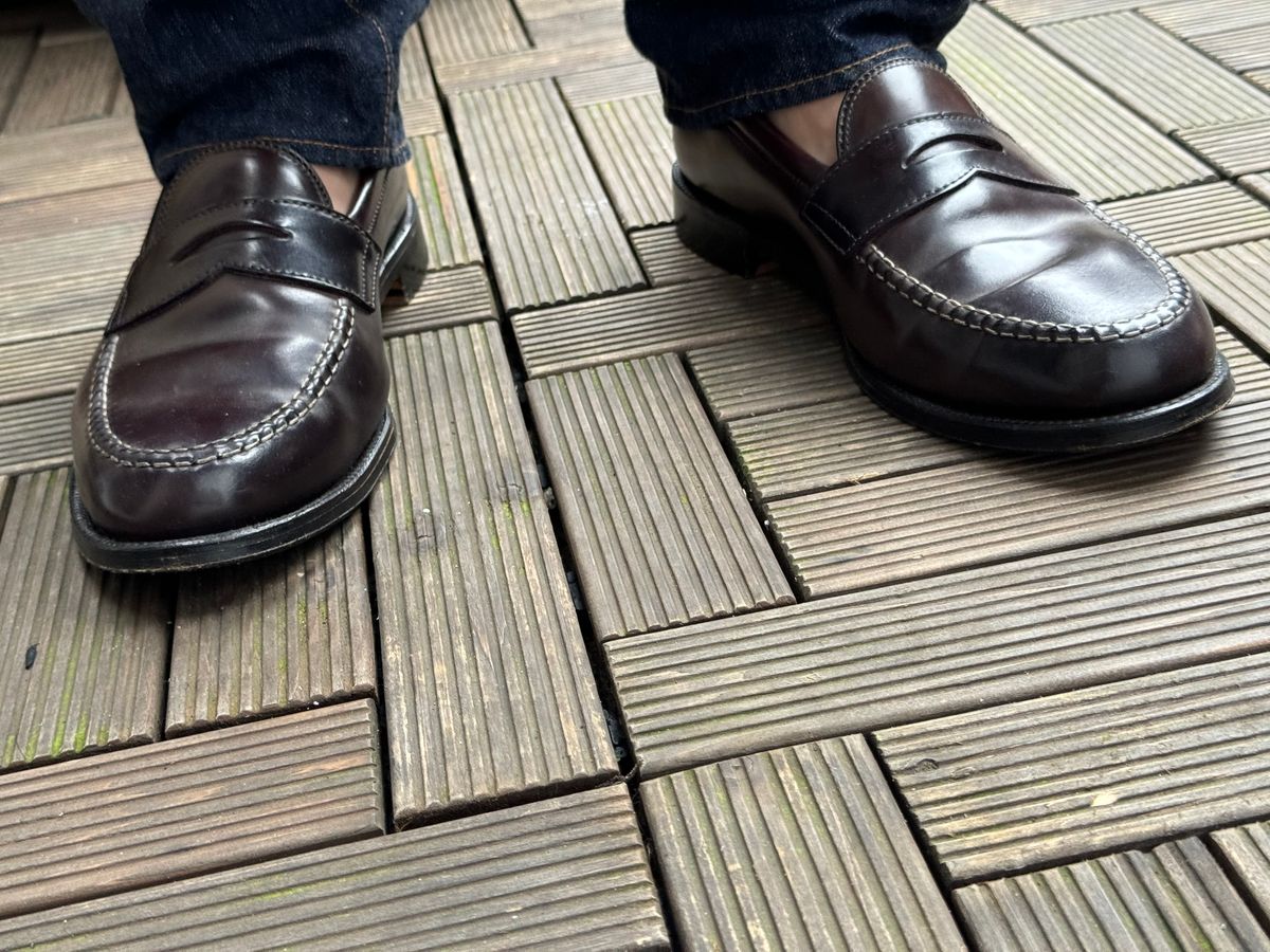 Photo by init on October 21, 2024 of the Alden Leisure Handsewn Moccasin in Horween Color 8 Shell Cordovan.