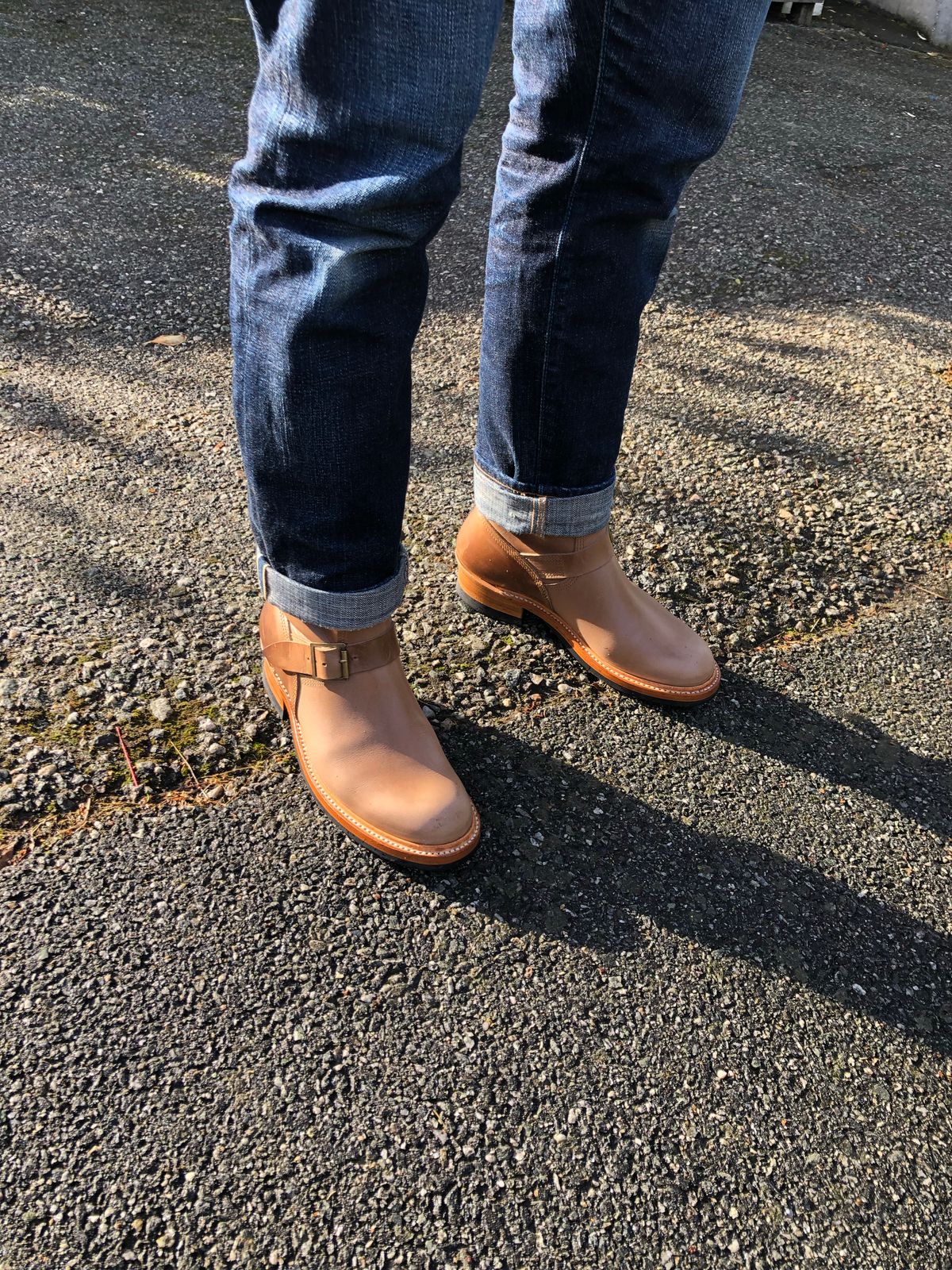 Photo by rarum2 on October 1, 2022 of the John Lofgren Wabash Engineer Boots in Horween Natural Chromexcel.