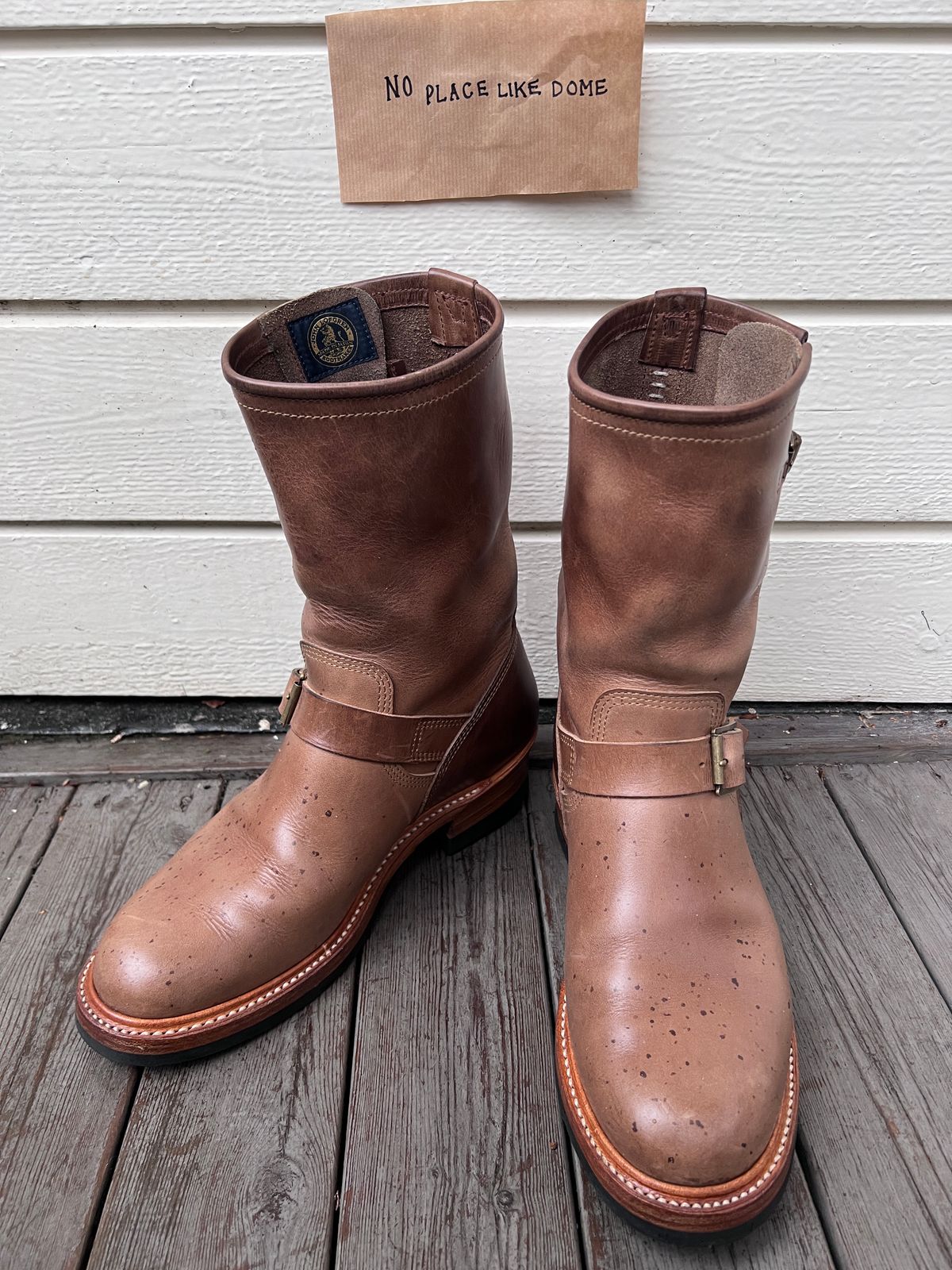 Photo by rarum2 on November 4, 2022 of the John Lofgren Wabash Engineer Boots in Horween Natural Chromexcel.