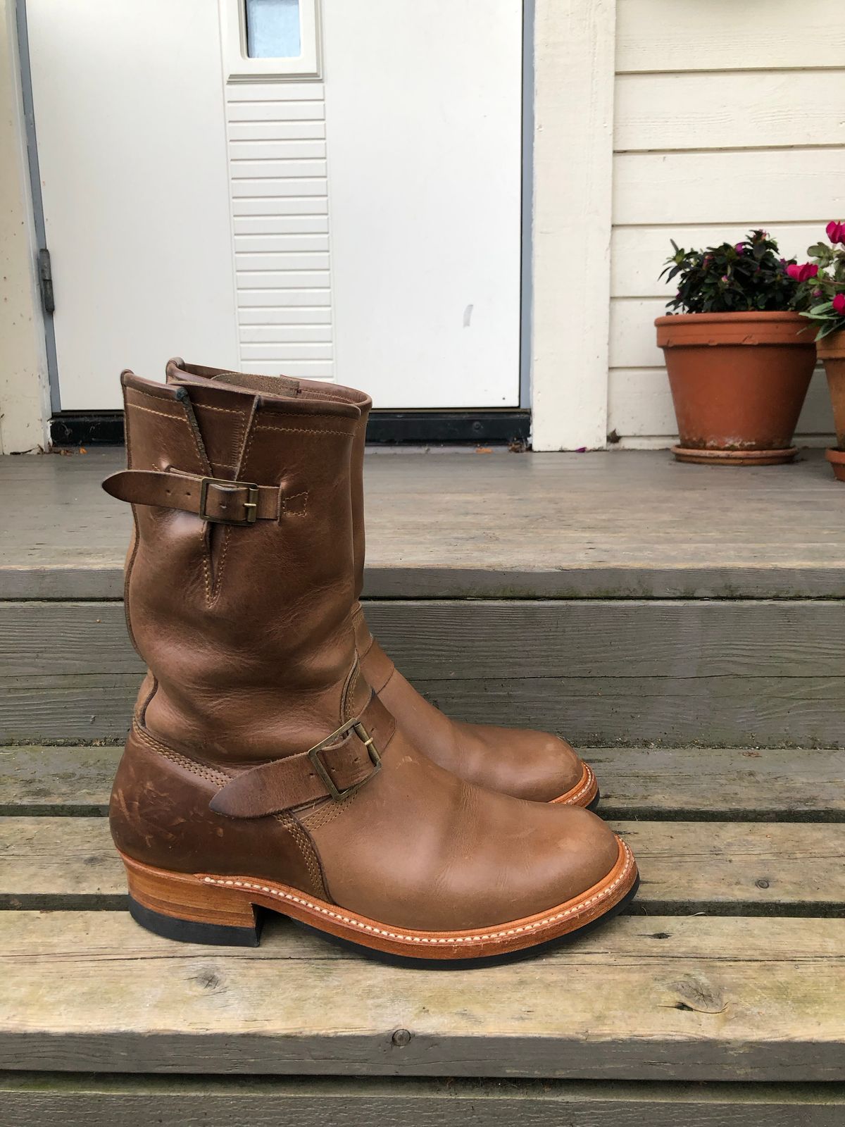Photo by rarum2 on December 1, 2022 of the John Lofgren Wabash Engineer Boots in Horween Natural Chromexcel.