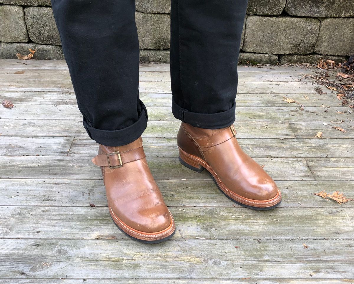 Photo by rarum2 on April 1, 2023 of the John Lofgren Wabash Engineer Boots in Horween Natural Chromexcel.