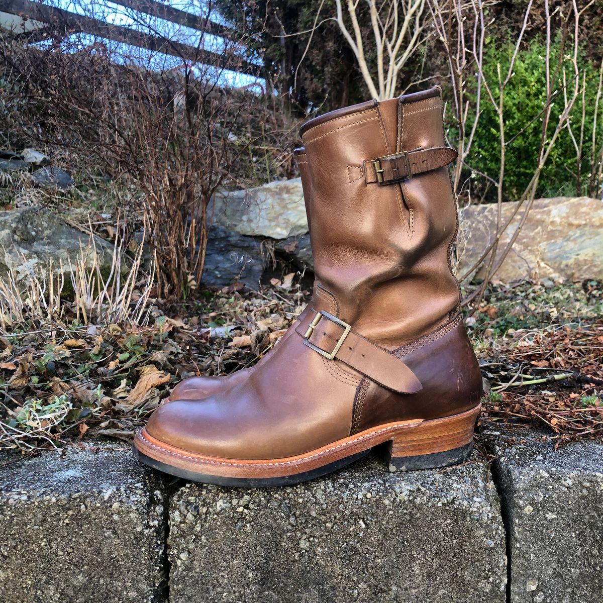 Photo by rarum2 on April 1, 2023 of the John Lofgren Wabash Engineer Boots in Horween Natural Chromexcel.