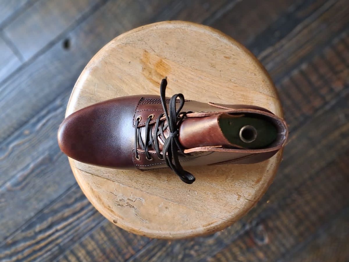 Photo by simplykb on July 17, 2023 of the Craft & Glory Service Boot in Full Grain Waxed Water Buffalo.